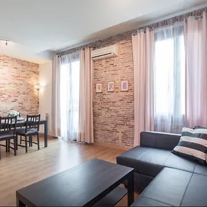 central-apartment.topbarcelonahotels.com/